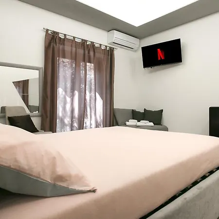 Leyla's House Apartment *